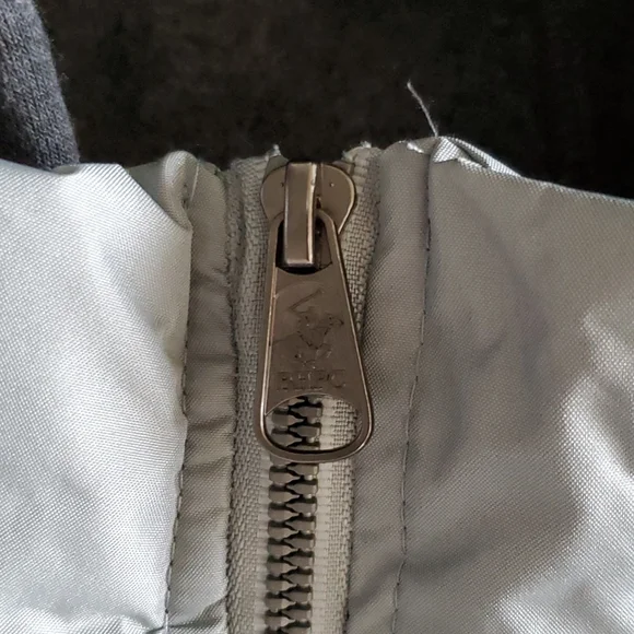 Beverly Hills Polo Club Vest - Picture 3 of 7